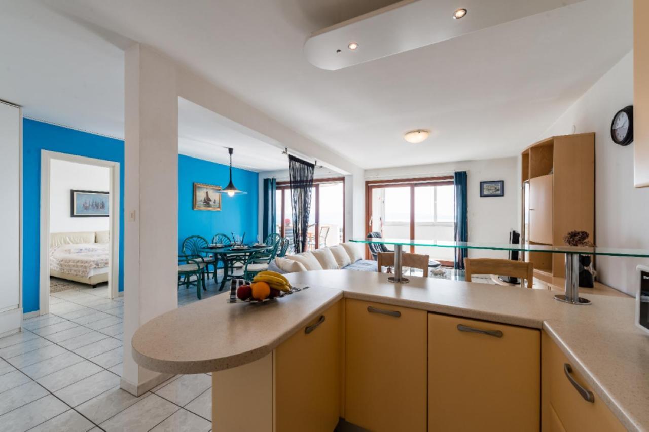 Sea View Apartment Reno W/Garage Сплит Екстериор снимка