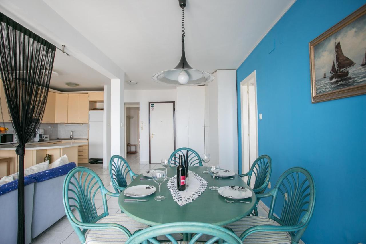 Sea View Apartment Reno W/Garage Сплит Екстериор снимка